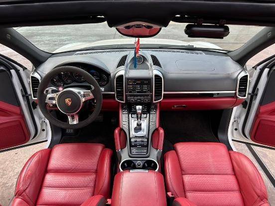 PORSCHE CAYENNE 3.0 V6 TURBO DIESEL 4P TIPTRONIC